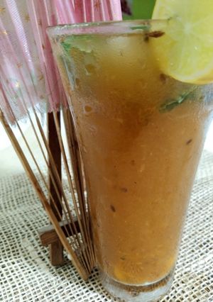 A picture of Kairi ka sharbat.