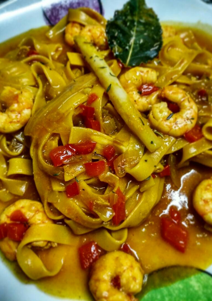 Una foto de Fettuccine con gambas