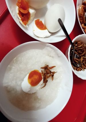 Gambar Berapa lama rebus telur masin?