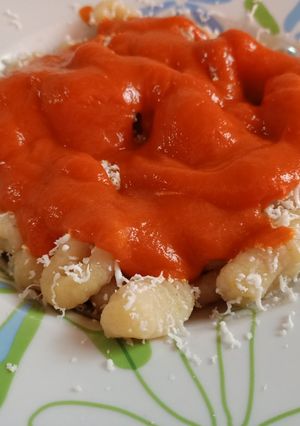 Foto di Gnocchi di patate con sugo di pomodoro fresco e basilico