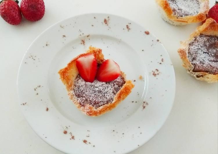 Simple Way to Make Perfect Chocolate Custard Bread Tartlets