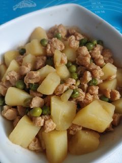 Una foto de Guiso de papas con soja texturizada