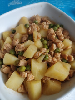 Una foto de Guiso de papas con soja texturizada