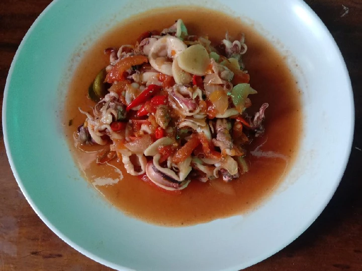 Langkah Mudah untuk Menyiapkan Resep Cumi Asam Manis Saos Tiram yang  Bikin Ketagihan Anti Ribet, Menggugah Selera