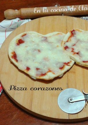 Una foto de Pizza corazones