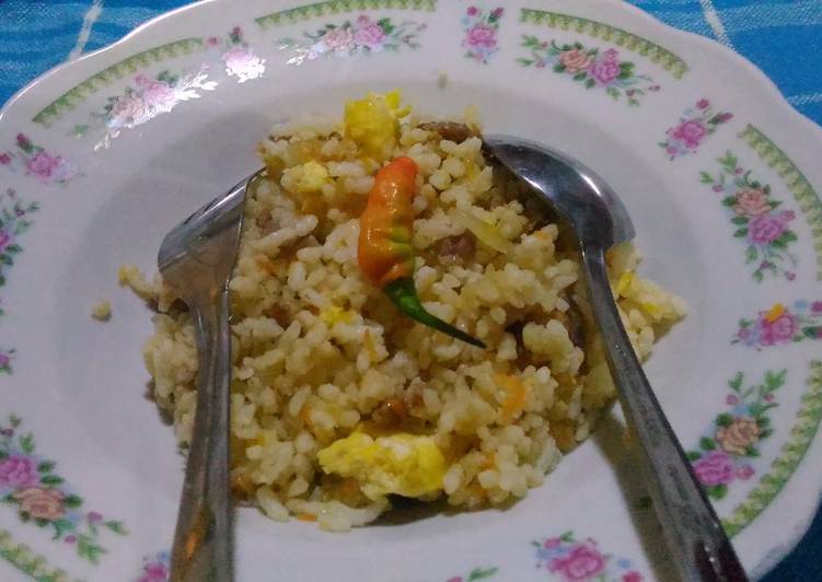 7Resep: Nasi goreng daging sapi ala frozen section yang Lezat