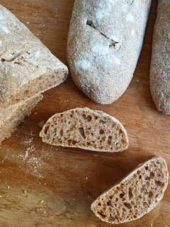 Foto di Ciabattine integrali con poolish