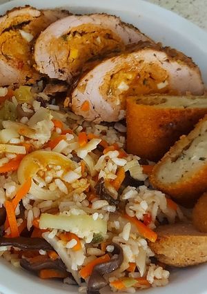 Töltött dagadó. Rántott sajt, párolt asia zöldségek rizzsel recept fotója