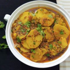 Alu Ki Katlian/ Chuky Hue Alu A picture of Alu Ki Katlian/ Chuky Hue Alu.