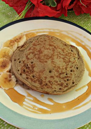 Una foto de Panquecas de avena y banano
