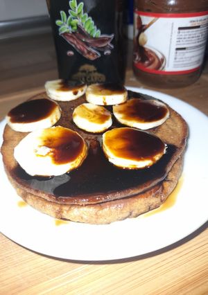 Una foto de Pancakes de Manzana y avena con sirope de Algarrobo