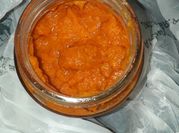 Una foto de chorro de salsa