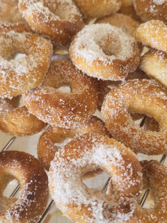 Foto principal de Rollitos de vino dulce de Marisa