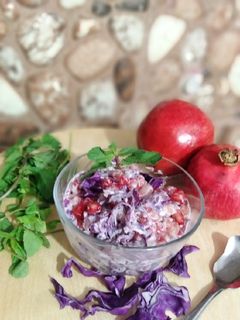 عکسی از دستور سالاد کلم و انار