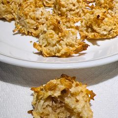 A picture of Coconut 🥥 Macaroons.
