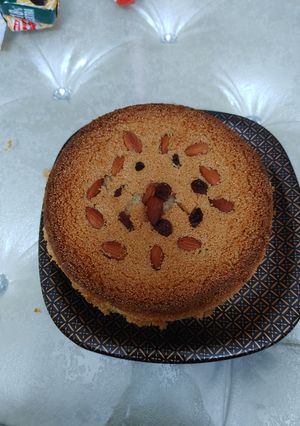 A picture of Suji cake in Cooker.