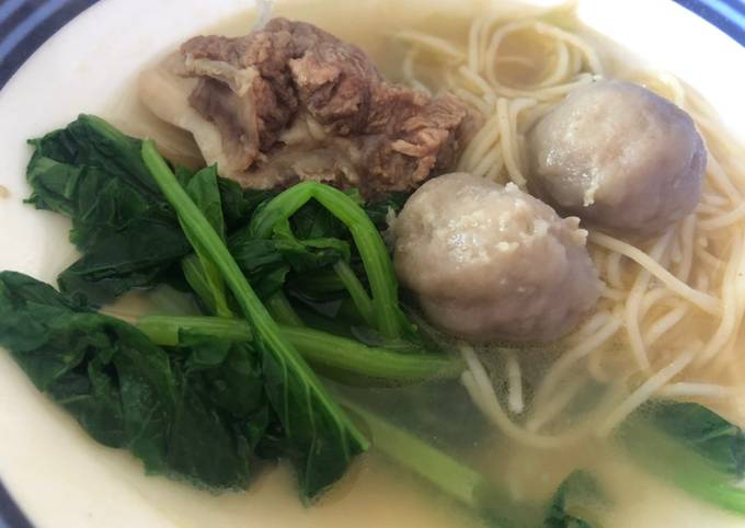 Mie kuah bakso