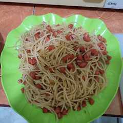 รูปของ Spaghetti olio aglio ekonomis
