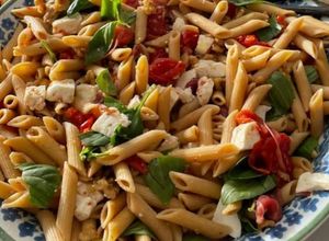 Foto de Penne Caprese