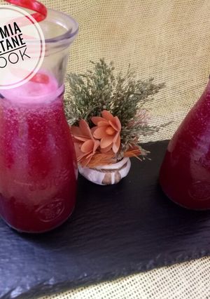صورة لوصفة عصير فراولة و شمندر