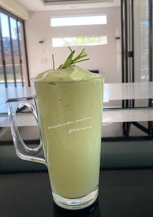 A picture of Avocado-melon smoothie.