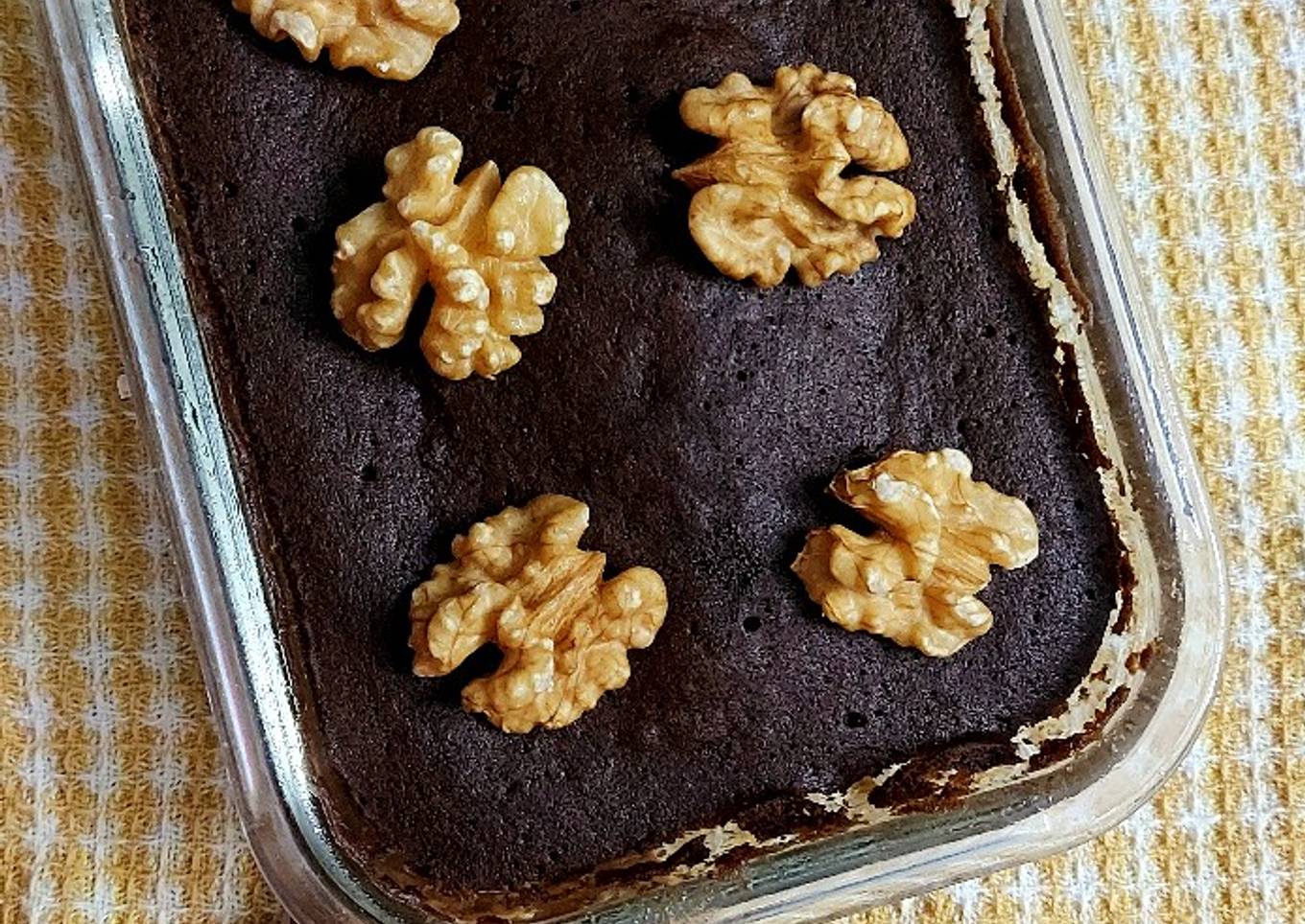 3 Minutes Walnut Chocolate Cake (Microwaved)