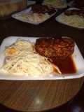 Lomo relleno de espinacas en salsa de tamarindo