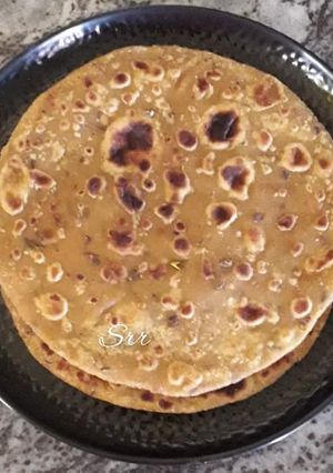 दाल के परांठे(daal ke parathe recipe in hindi) रेसिपी मुख्य फोटो