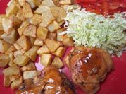 Una foto de salsa para pollo