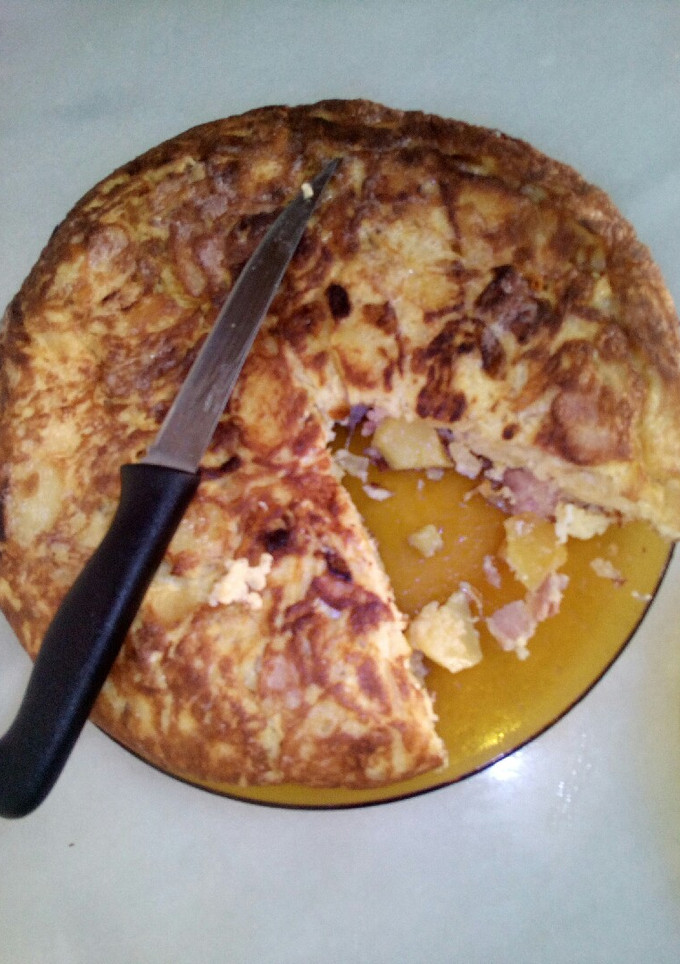 Una foto de Tortilla de calabacín y bacon
