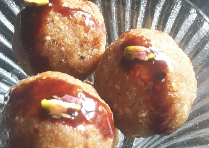 Bread Gulkand Ladoo