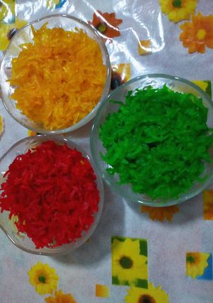 A picture of 3 flavour tutti fruiti.