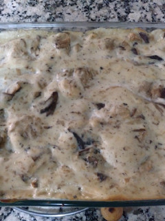 Una foto de Canelones de pollo y setas