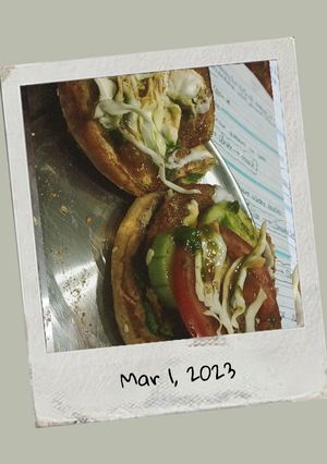 A picture of 🍔✨Burger🍔✨.