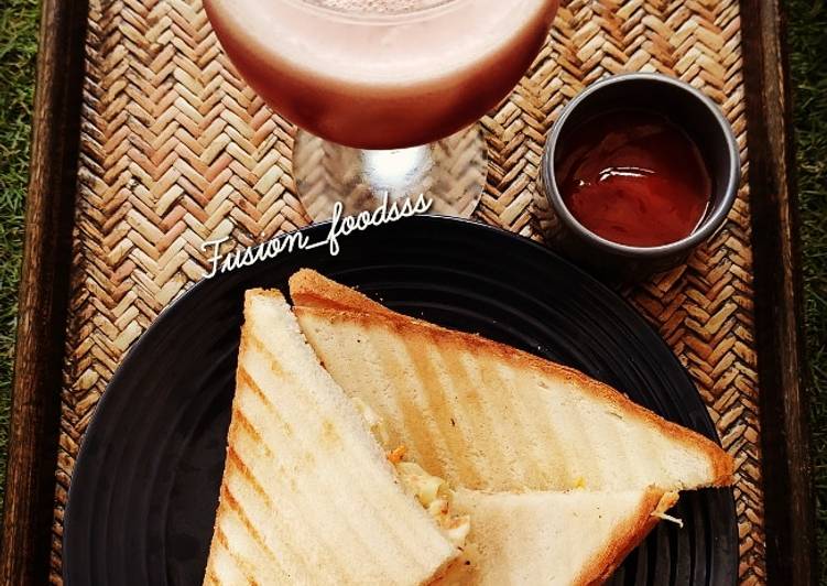 Recipe of Yummy Grill club sandwiche