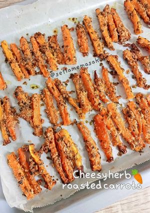 Foto resep Cheesy Herb Roasted Carrots