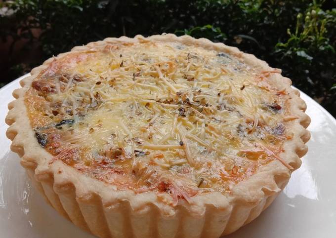 Pie bayam jamur/quiche