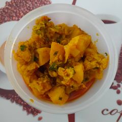 A picture of Gurudwara style aloo gobhi masala.