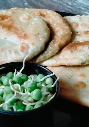 করাইশুঁটির কচুরি(koraishutir kochuri recipe in Bengali) রেসিপির প্রধান ছবি