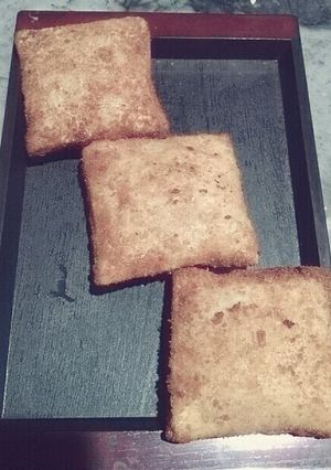 A picture of Chicken Coleslaw box Patties.
