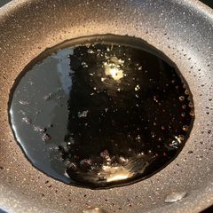 A picture of Balsamic Glaze.