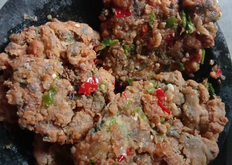 Resep 23. Telur Geprek, Bisa Manjain Lidah