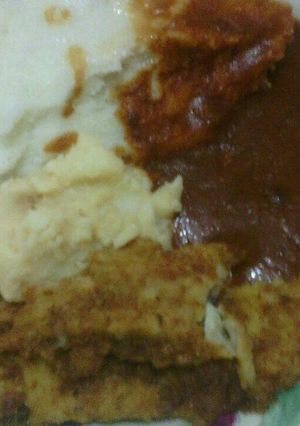 A picture of Fried fish.
