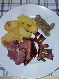 Csülök pékné módra recept fotója