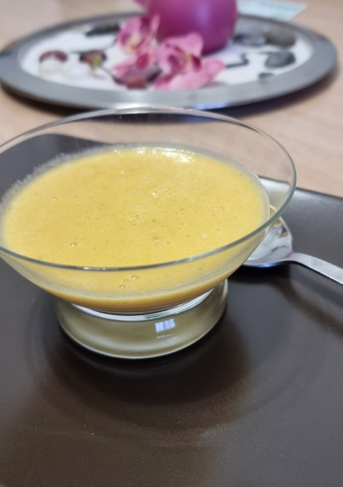 Una foto de Crema de calabacín y zanahorias