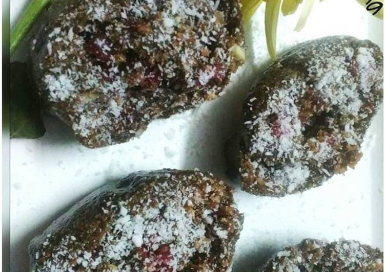 Step-by-Step Guide to Prepare Super Quick Homemade Coconut stuffed Bajra Gond Barfi