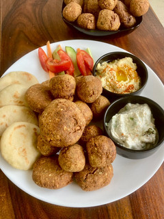 फलाफल(Falafel recipe in hindi) रेसिपी मुख्य फोटो