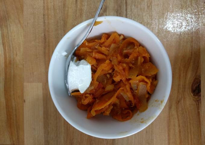 Indian style - spicy carrot dish