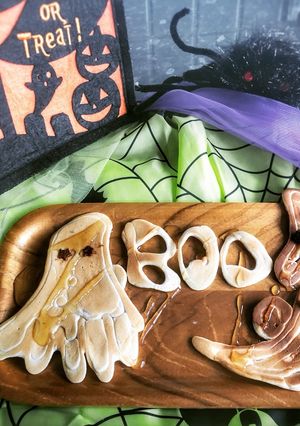 A picture of Spooky Pancakes.