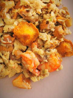 Una foto de Revuelto de Picornells, Gambas y Ajetes